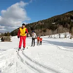 Genusshotel Almrausch Отель Бад Кляйнкирххайм