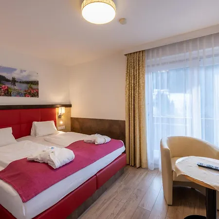 Genusshotel Almrausch バド クラインキルヒハイム