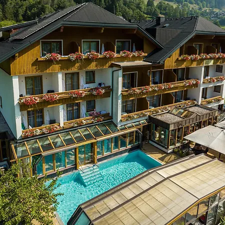 Genusshotel Almrausch バド クラインキルヒハイム