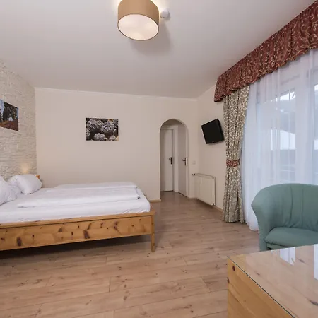 Hotel Genusshotel Almrausch 4*