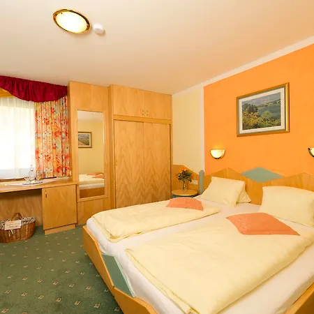 Genusshotel Almrausch Hotel