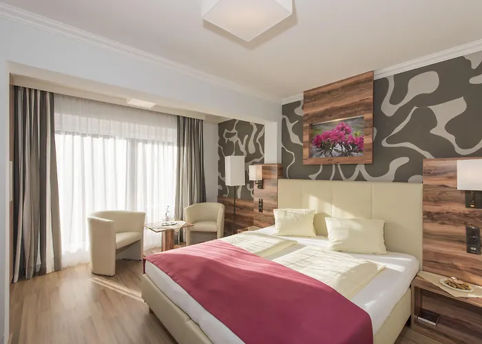 فندق Genusshotel Almrausch باد كلينكيرشهايم